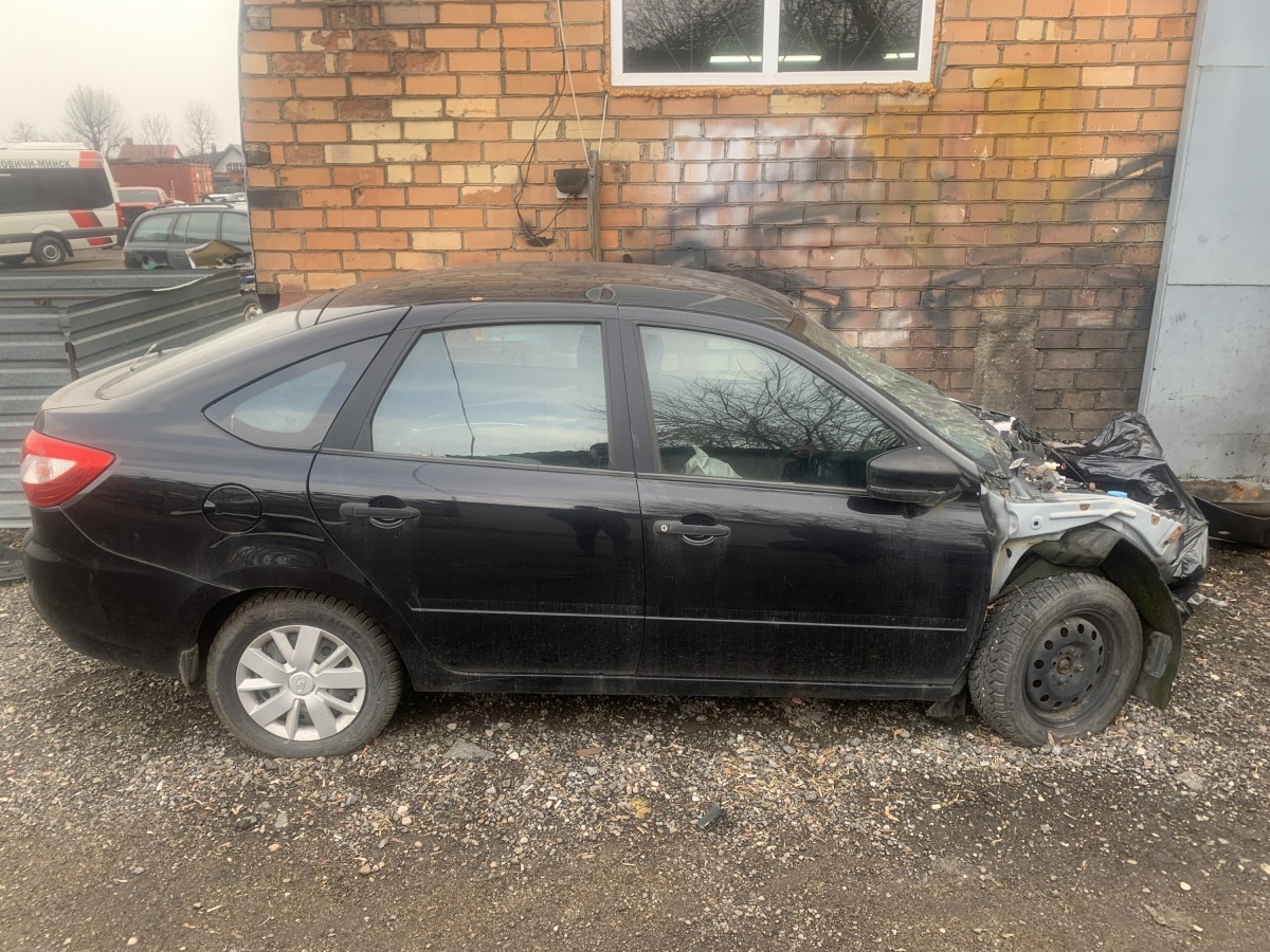 Продажа аварийного авто Продажа аварийного авто ВАЗ в Слуцке